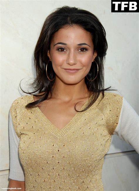 Emmanuelle Chriqui nude and sexy megapack (96 pics 